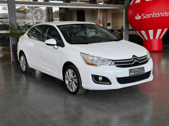 CITROËN C4 LOUNGE 2.0 MPFI TENDANCE 16V FLEX 4P AUTOMÁTICO CITROËN C4 LOUNGE 2.0 MPFI TENDANCE 16V FLEX 4P AUTOMÁTICO